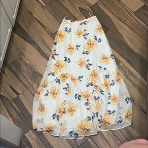 Lulus maxi skirt